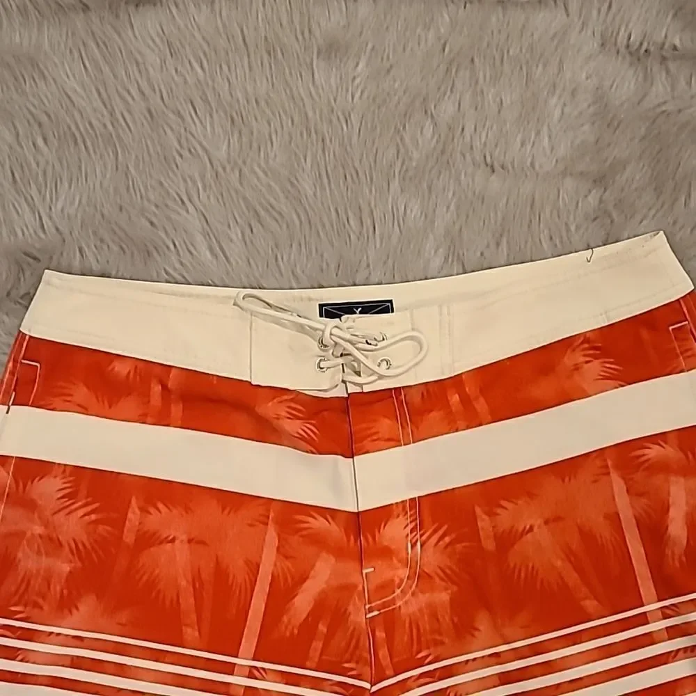 American eagle outfitters mens‎ red, blue and white board shorts size large